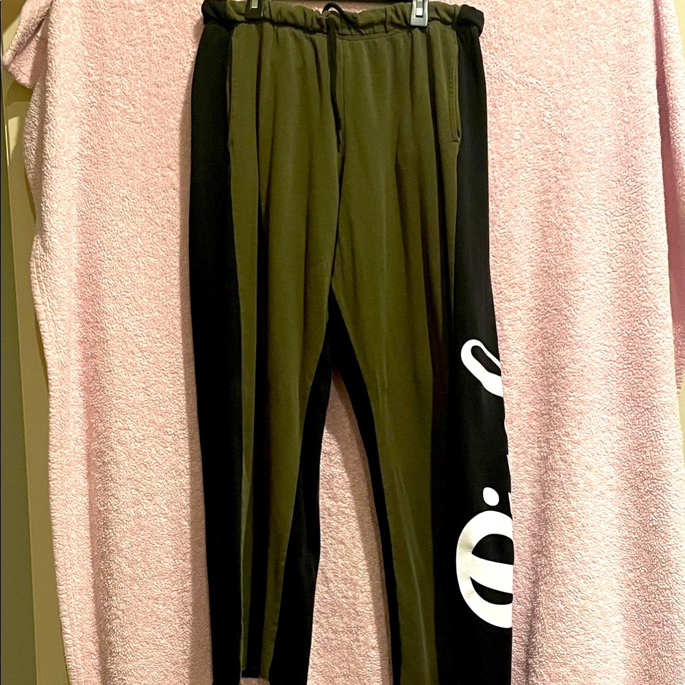 PINK Victoria's Secret Olive and Black Sweatpants